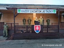 Slávnostný nástup Základne výcviku a mobilizačného doplňovania